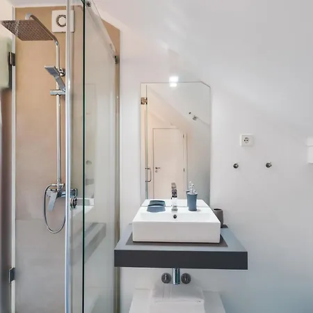 Penzion Besmart By Sweet Aveiro