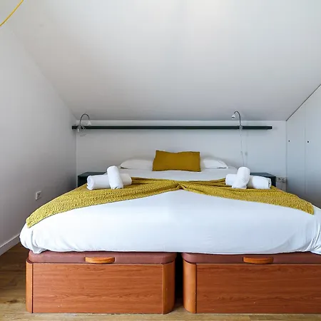 Guest house Besmart Suites With Private Wc By Home Sweet Home Aveiro