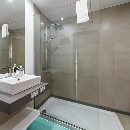 Besmart Suites With Private Wc By Home Sweet Home Aveiro