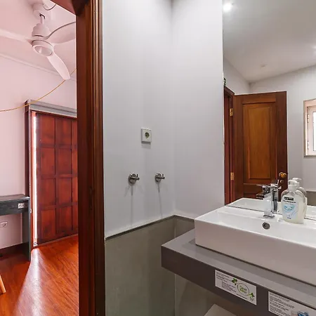 Besmart Suites With Private Wc By Home Sweet Home Aveiro Guest house 3*