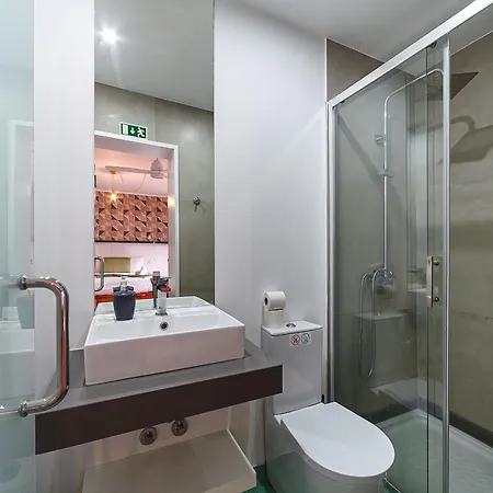 Besmart Suites With Private Wc By Home Sweet Home Aveiro 3* Aveiro